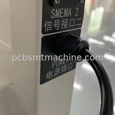 Convogliatore per PCB con luce a LED - attrezzature per la movimentazione di schede Infitek per un trasporto fluido dei PCB
