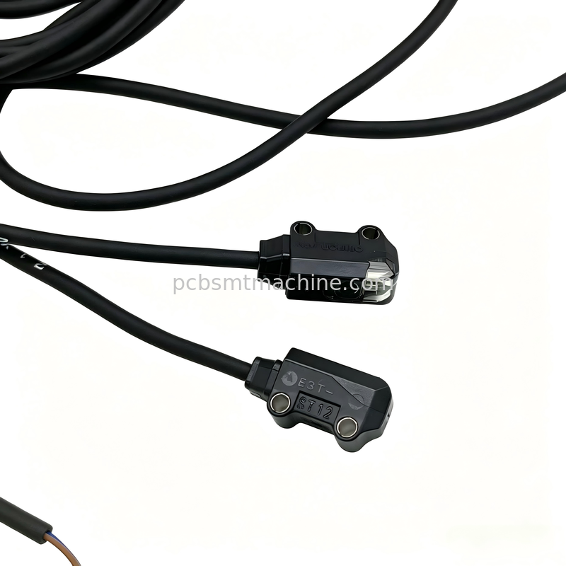Sensore fotoelettrico OMRON E3T-ST12 originale con rilevamento del fascio attraverso alloggiamento IP67 e distanza di rilevamento di 1000 mm