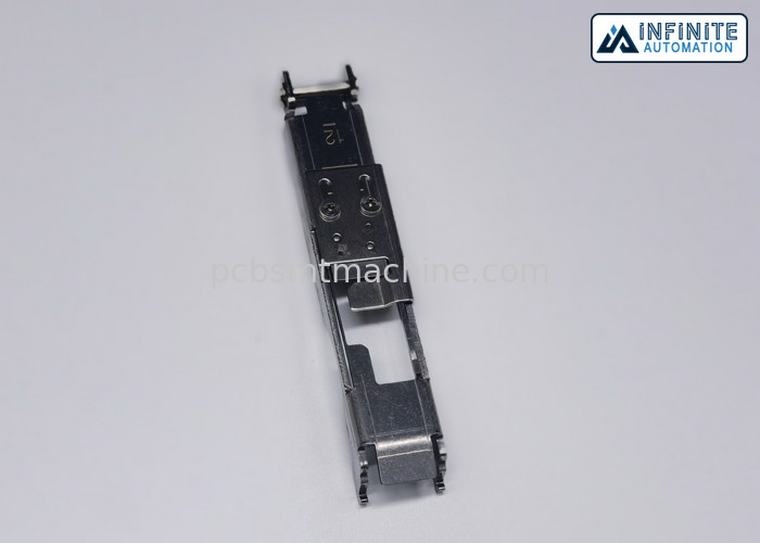 guida di nastro degli alimentatori KHJ MC441 01 KHJ MC441 03 KHJ MC441 00 di 24mm SMT